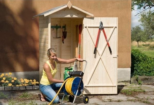 Weka Terrassenschrank mit Satteldach und Einzeltür Weka Terrassenschrank mit Satteldach und Einzeltür